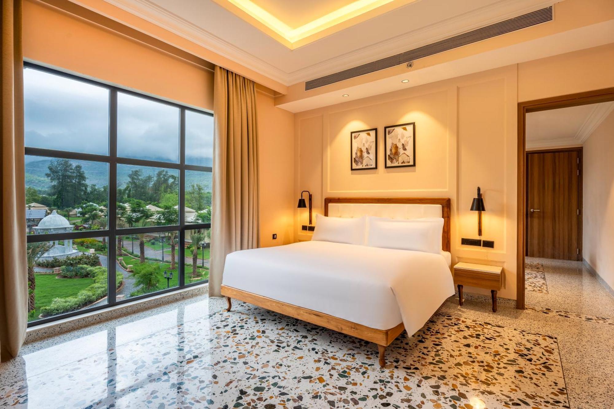 Radisson Blu Plaza Resort & Convention Centre Karjat Εξωτερικό φωτογραφία